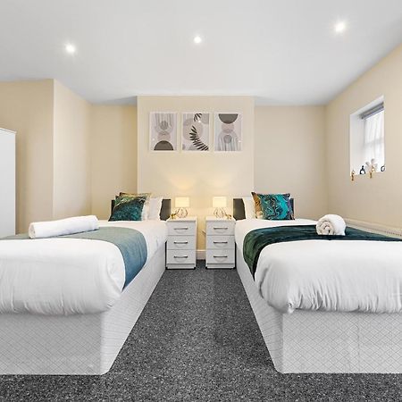 Elegant 2Br London Hideaway- King Bed, Sleeps 6 - Parking- Instant Book- 20 Percent Off Limited Time! Barnet Exterior photo